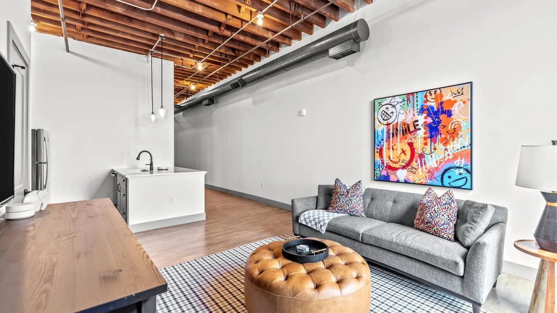 شقة 1Br Dwtn Loft-Parking-Wd-G209 سانت لويس الولايات المتحدة الأمريكية